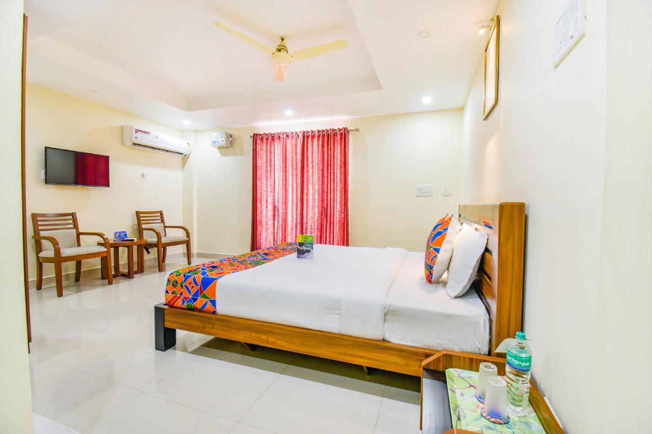 Fabhotel Sri Krishna Residency Airport Ченай Екстериор снимка